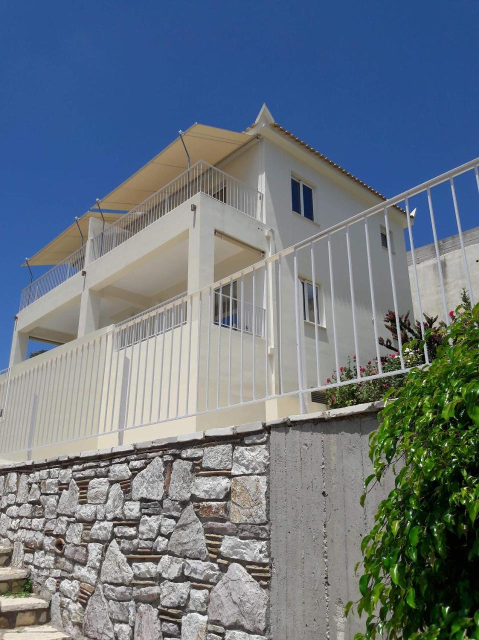 Zaga Apartment *